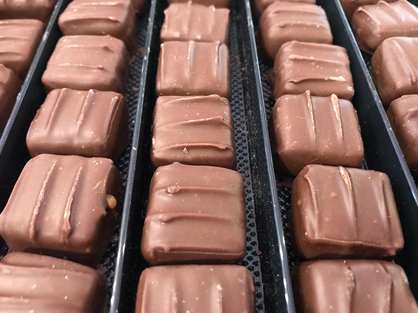 Milk Chocolate Caramels per 100g Elena Di Rollo